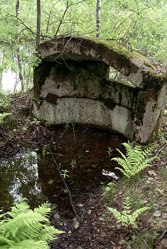 Concreted weapon emplacement - KaUR