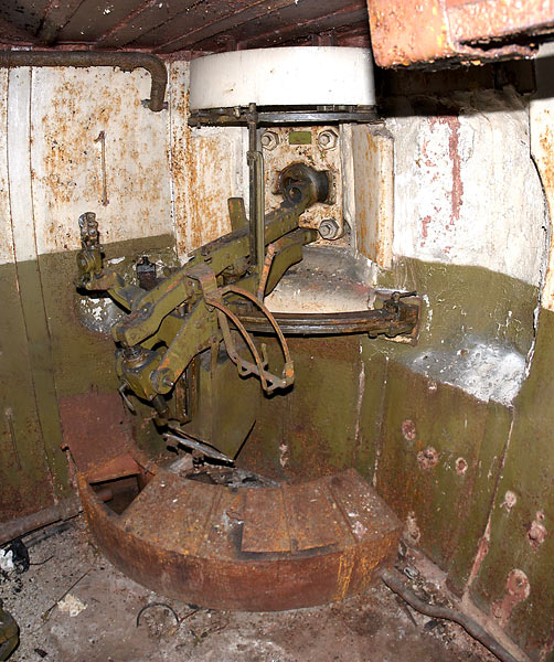 #8 - Machine-gun mounting ID-8