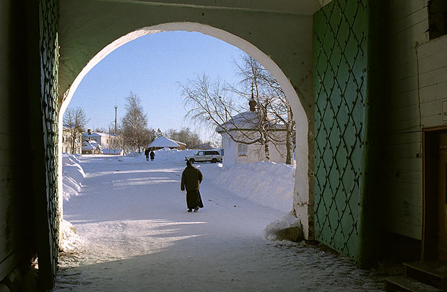 Gates - Kirillo-Belozersky monastery