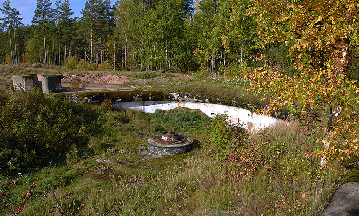 10-inch gun's emplacement - Fort Krasnaya Gorka