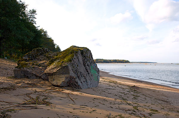 Historic debris - Fort Krasnaya Gorka