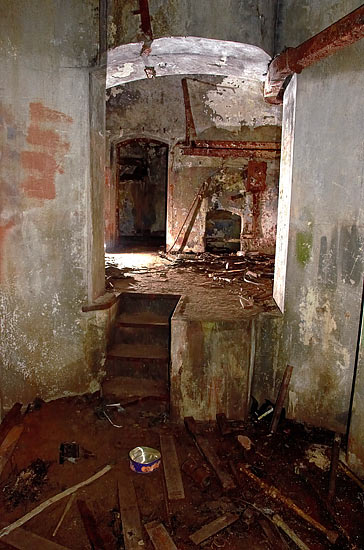 #5 - Вход в прожекторную шахту