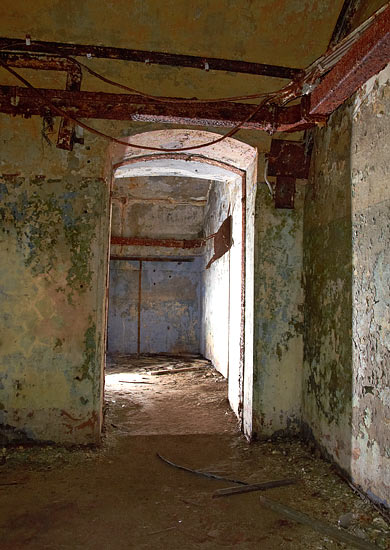 Concrete vaults - Fort Krasnaya Gorka