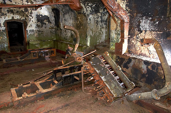 Machine room - Fort Krasnaya Gorka