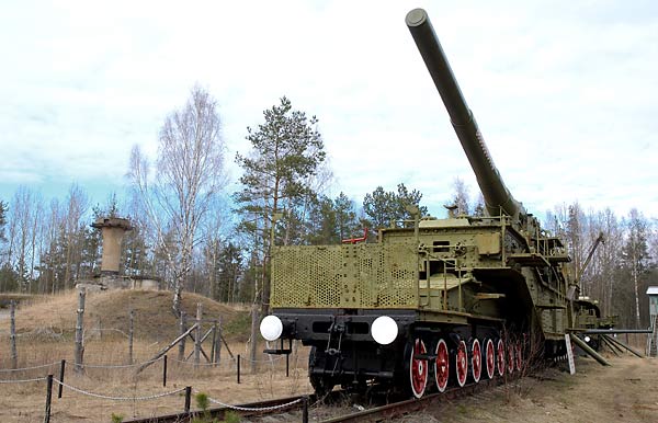 A futuristic cyberpunk inspired photograph of the schwerer gustav