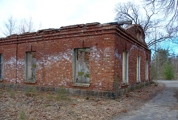 Barracks - Fort Krasnaya Gorka