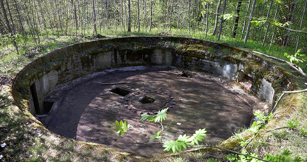 Позиция 130-мм орудия Б-13-3с