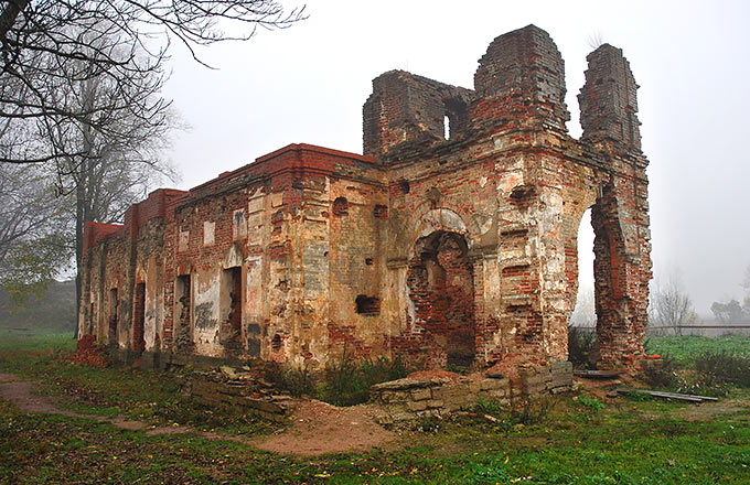 Преображенская церковь в Копорской крепости
