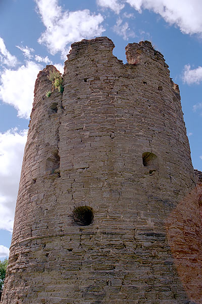 Southern tower - Koporje