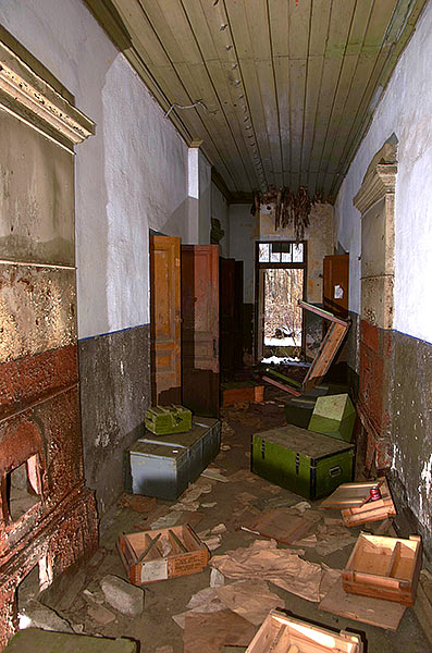 #36 - Laboratory interiors