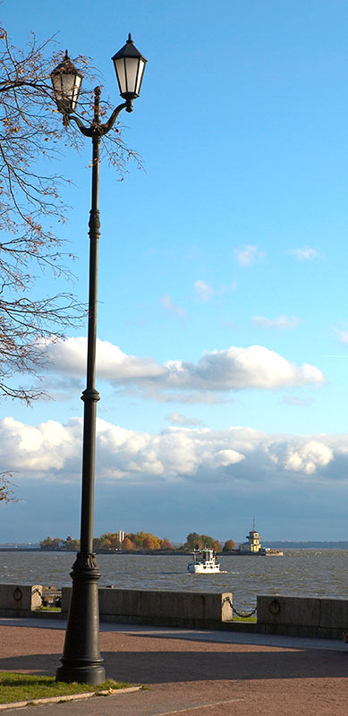 Quay of Srednaya harbor - Kronstadt