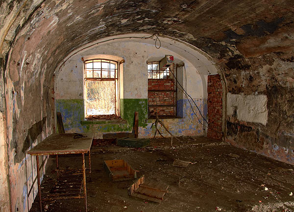 #6 - Soldier's Barracks interiors