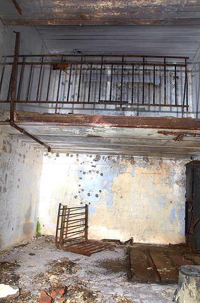 #77 - Fire-post interior