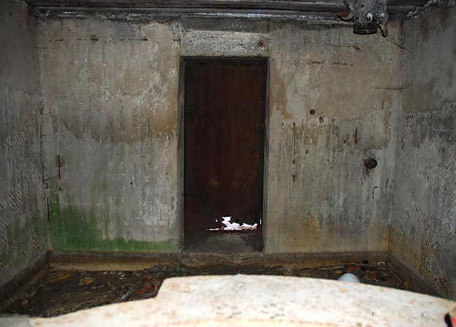 #35 - A shot through the embrasure