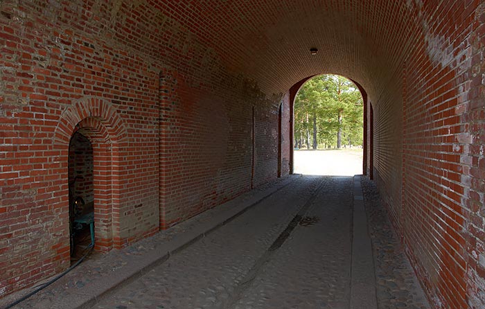 #18 - Gates passage
