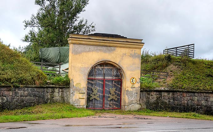 East gate of Kymenlinna fortress