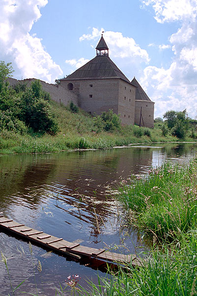 Sight of Staraya Ladoga fortress from the village - Staraya Ladoga