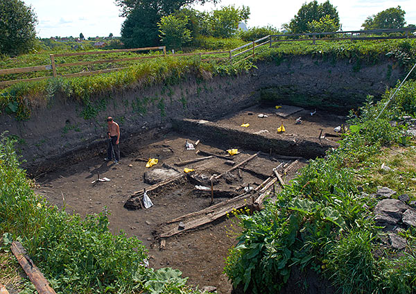 Археологический раскоп на Земляном Городище - Старая Ладога