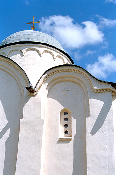 Church Uspenija of the Virgin - Staraya Ladoga