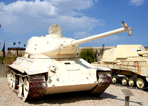 #26 - Egyptian T-34/85 tank