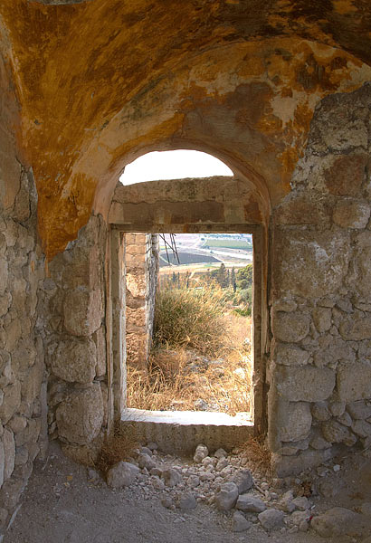 Hut - Fort Latrun