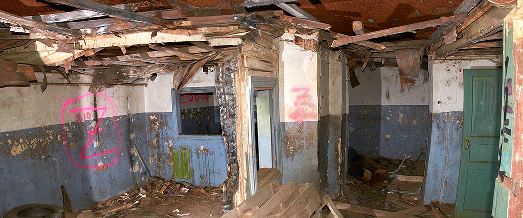 #6 - Interiors of the command post of KBF