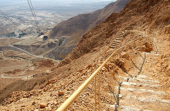 #14 - Snake trail in it's upper part