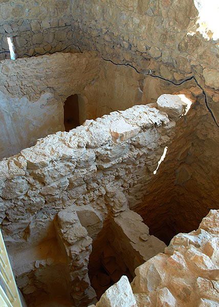 Royal toilet? - Masada