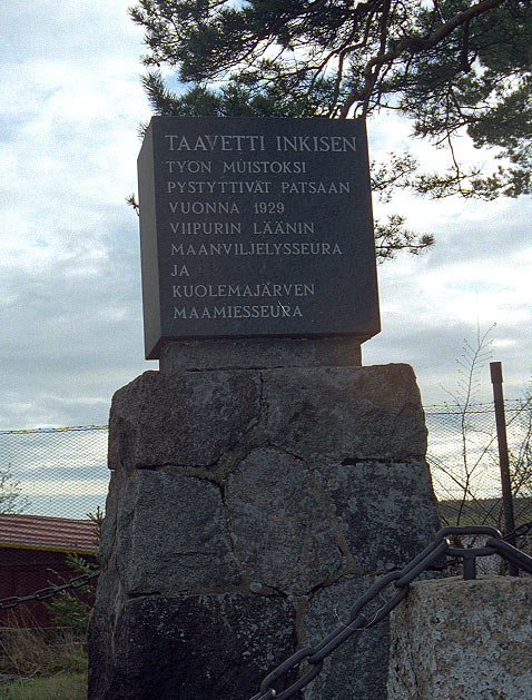 #19 - Финский памятник