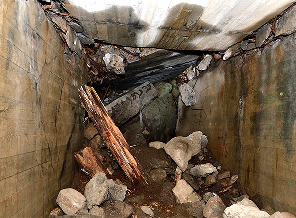 Exit to the western casemate of the Le-6 bunker - Mannerheim Line