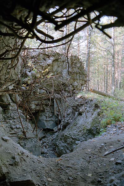 Sj-5. Inside the western casemate - Mannerheim Line