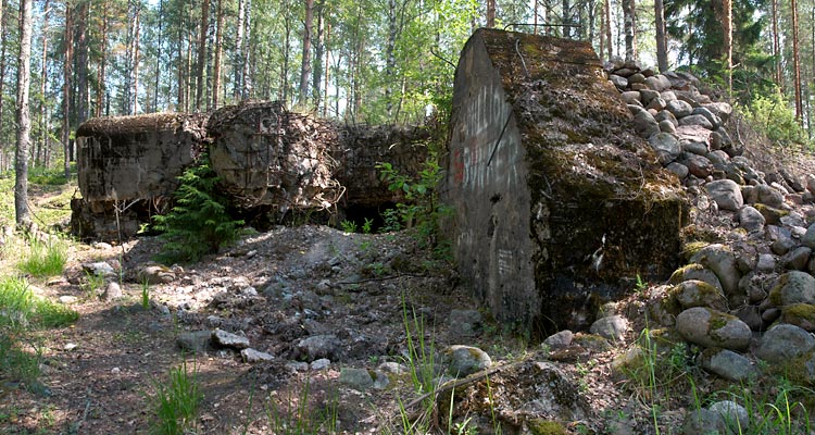 Sj-5.   "Millionaire" bunker - Mannerheim Line