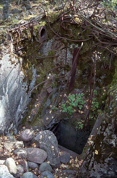 Sj-5. Entrance to the command post - Mannerheim Line