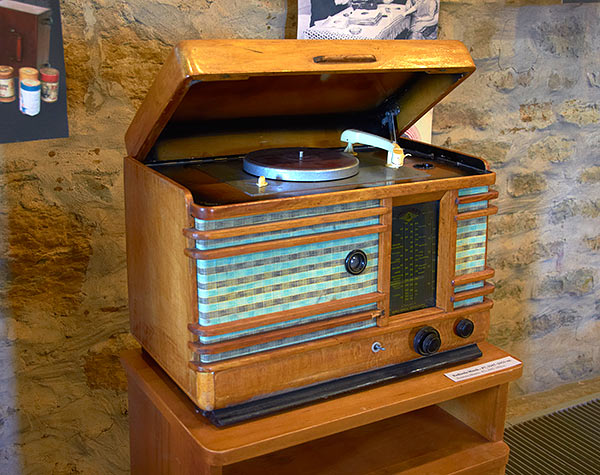 #34 - Radio