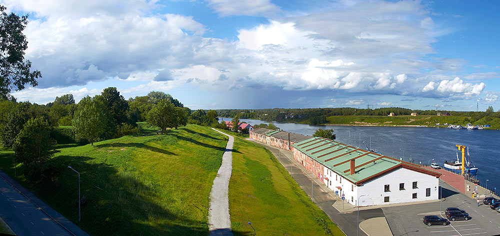 #29 - Sight from the top of Victoria bastion