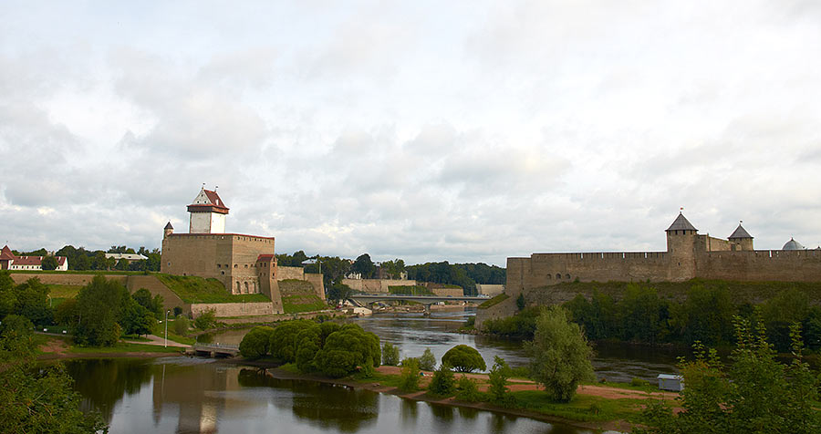 Two towers - Narva