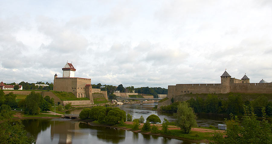 #47 - Two towers