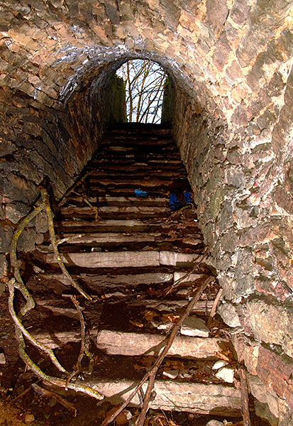 #4 - Vaults