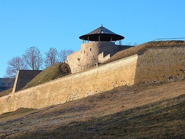 Bastion Fortune and tower of Livonia era - Narva