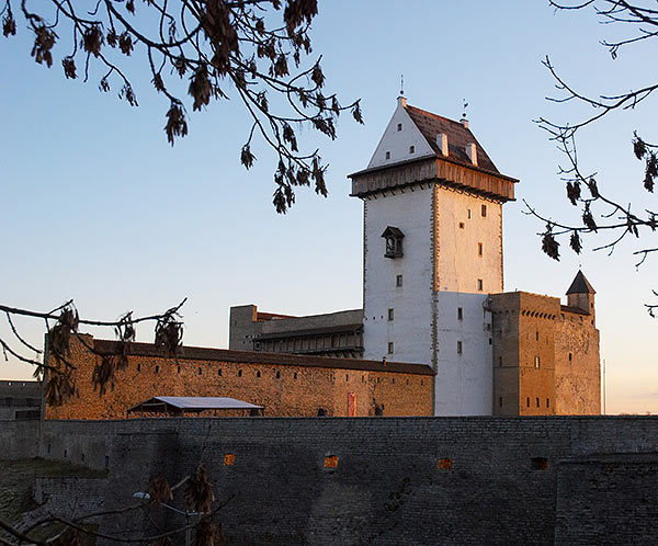 #50 - Winter evening upon Narva