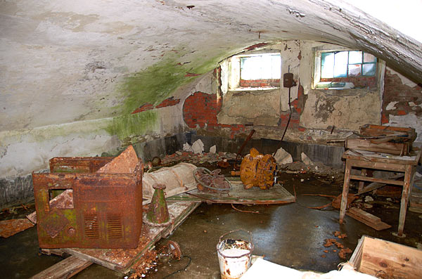 Lower floor of the battery - Northern Forts