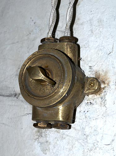 #35 - Electric switch