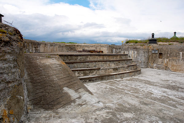 Gun's emplacement - Northern Forts