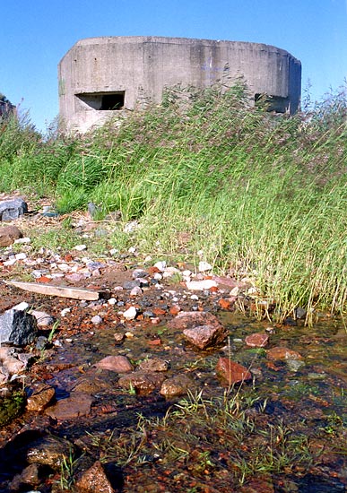 Machine-gun pillbox - Northern Forts