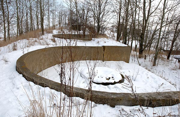 100 mm gun emplacement - Northern Forts