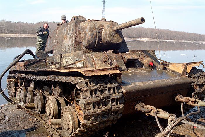 Tank KV-1 - NevskijBridge-head