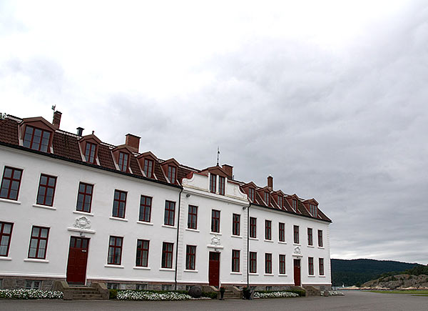 #7 - Main barrack