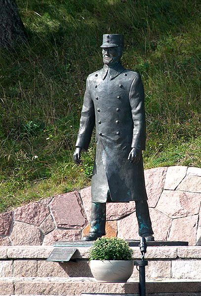 #36 - Commandant of the fortress Oscarsborg