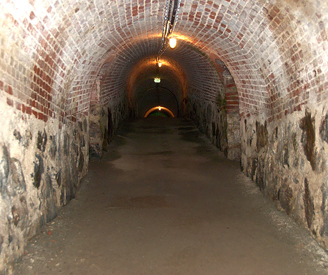 #20 - Соmmunication passage