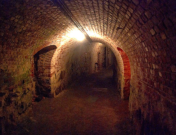 #59 - Underground galleries